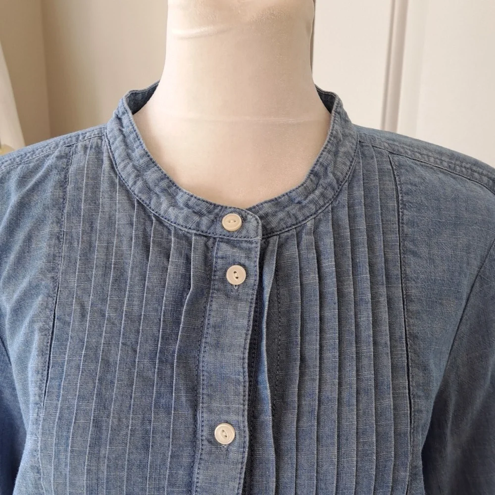 J.Crew Womens Classic Chambray Blue Denim ‎ Pleated Button Front Tunic Shirt S-M